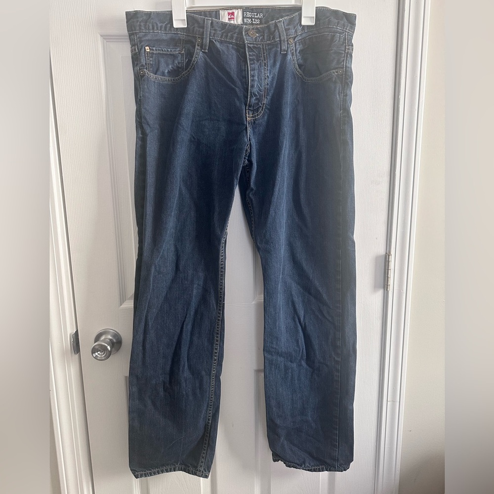 Like new, Quicksilver regular cut men’s jeans size 36x32